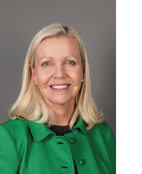 Headshot of Donna Cross